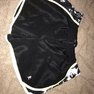 • beach shorts •